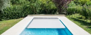 Ventajas de utilizar cubiertas en las piscinas